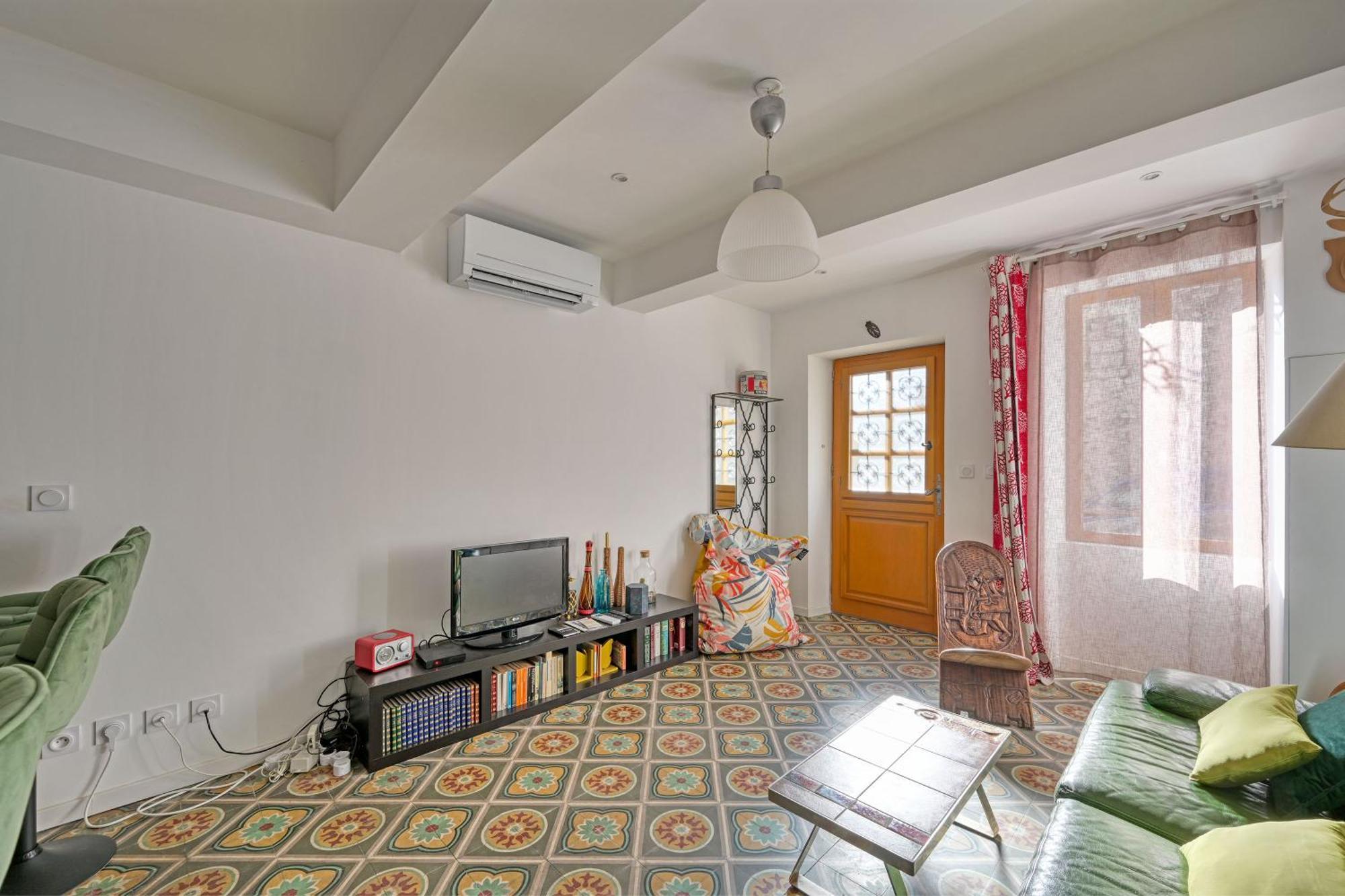 La Cigale - Vieux Village - Charmante Maisonnette Climatisee Avec Jardin Villeneuve-lès-Avignon Exterior foto